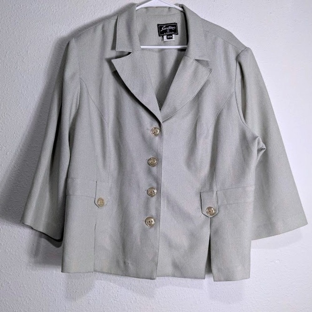 Sweet Suit Woman Plus Size Short Sleeve Blazer – Size 24W